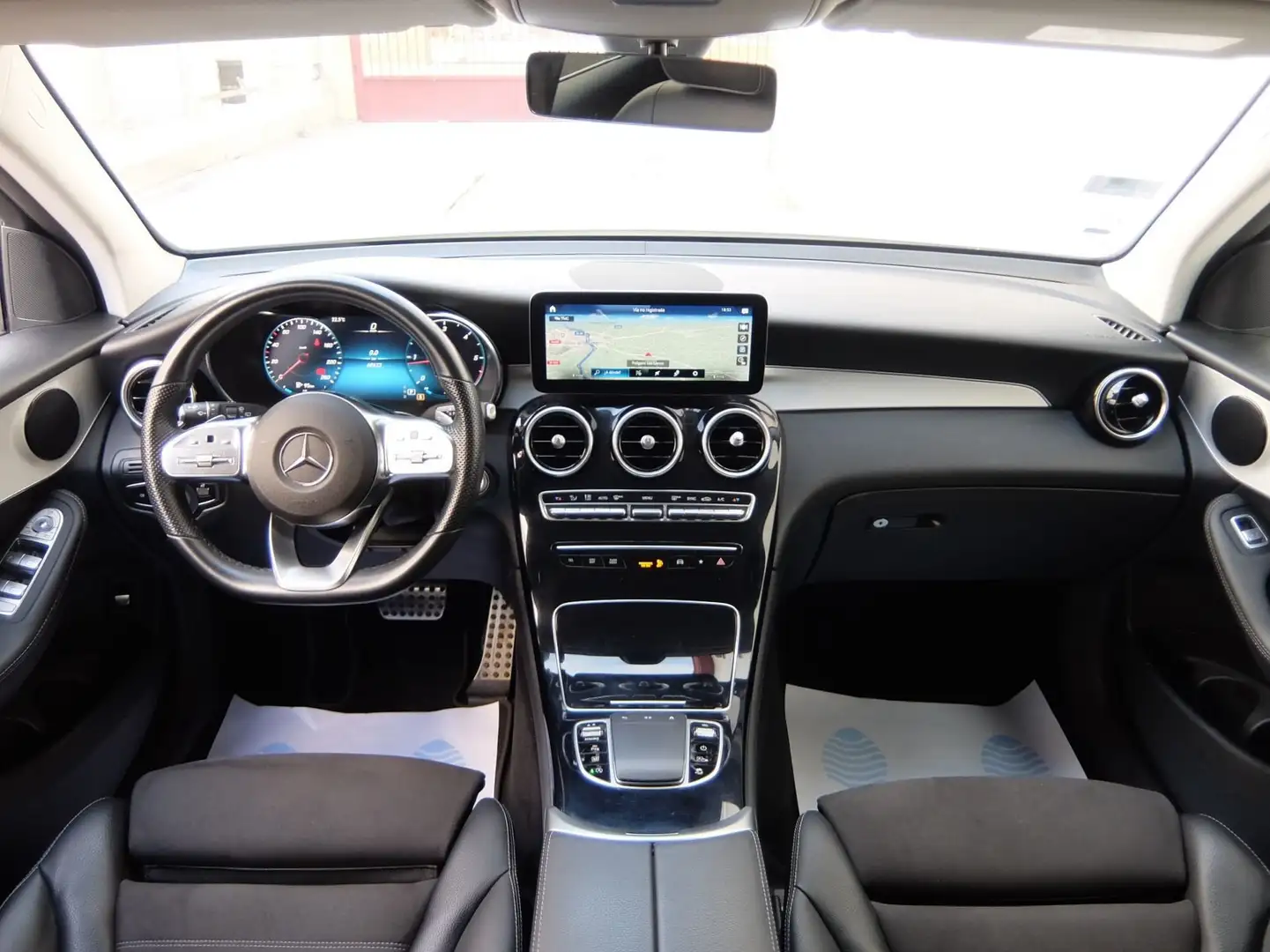 Mercedes-Benz GLC 220 d 4MATIC Blanc - 2