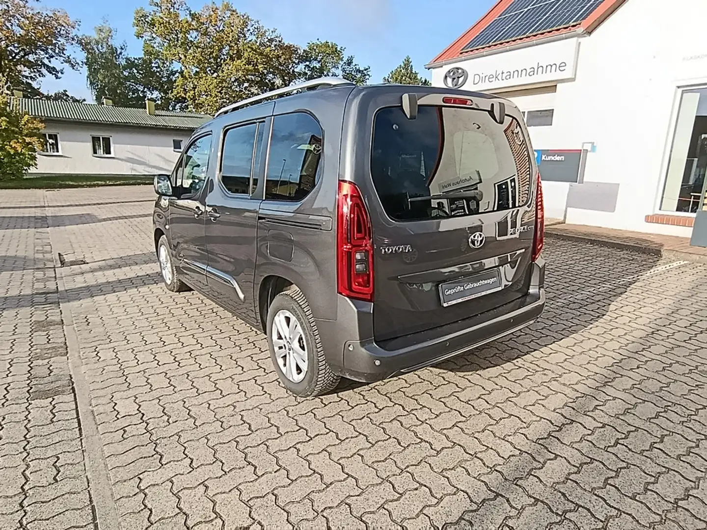 Toyota Proace City Verso 1.2 L1 Team Deutschland Gris - 2