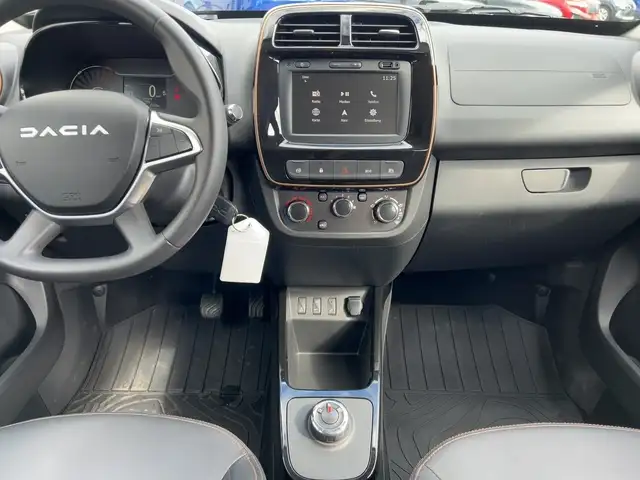 Dacia Spring view 12