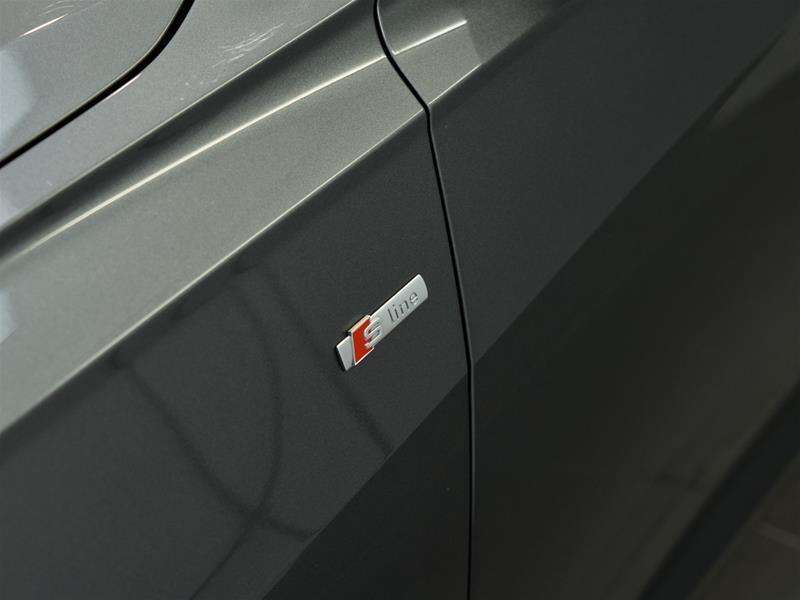 2022 Audi A6 55 3.0T Progressiv quattro Ultra 7sp S Tronic thumb 11