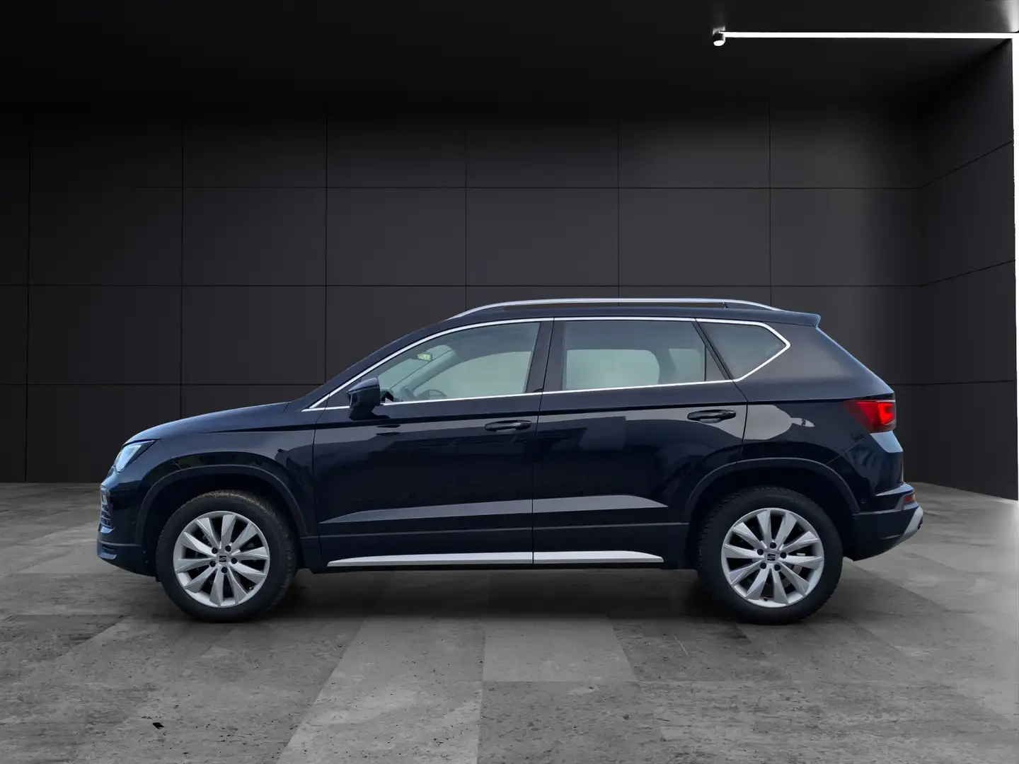 SEAT Ateca TSI Xperience DSG LED Navi AID GRA RFK SH Schwarz - 2