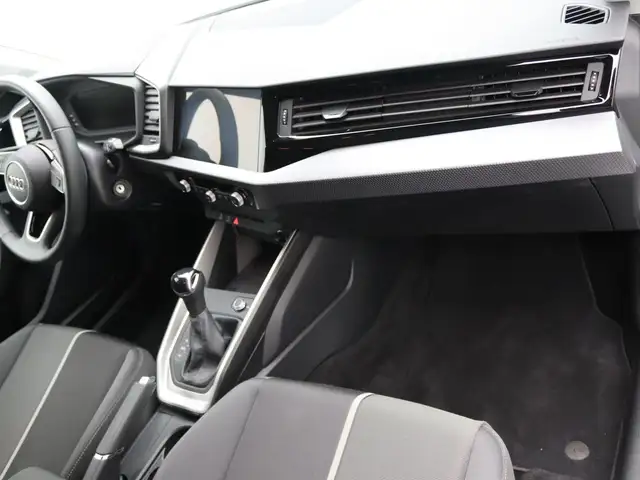 Audi A1 view 9