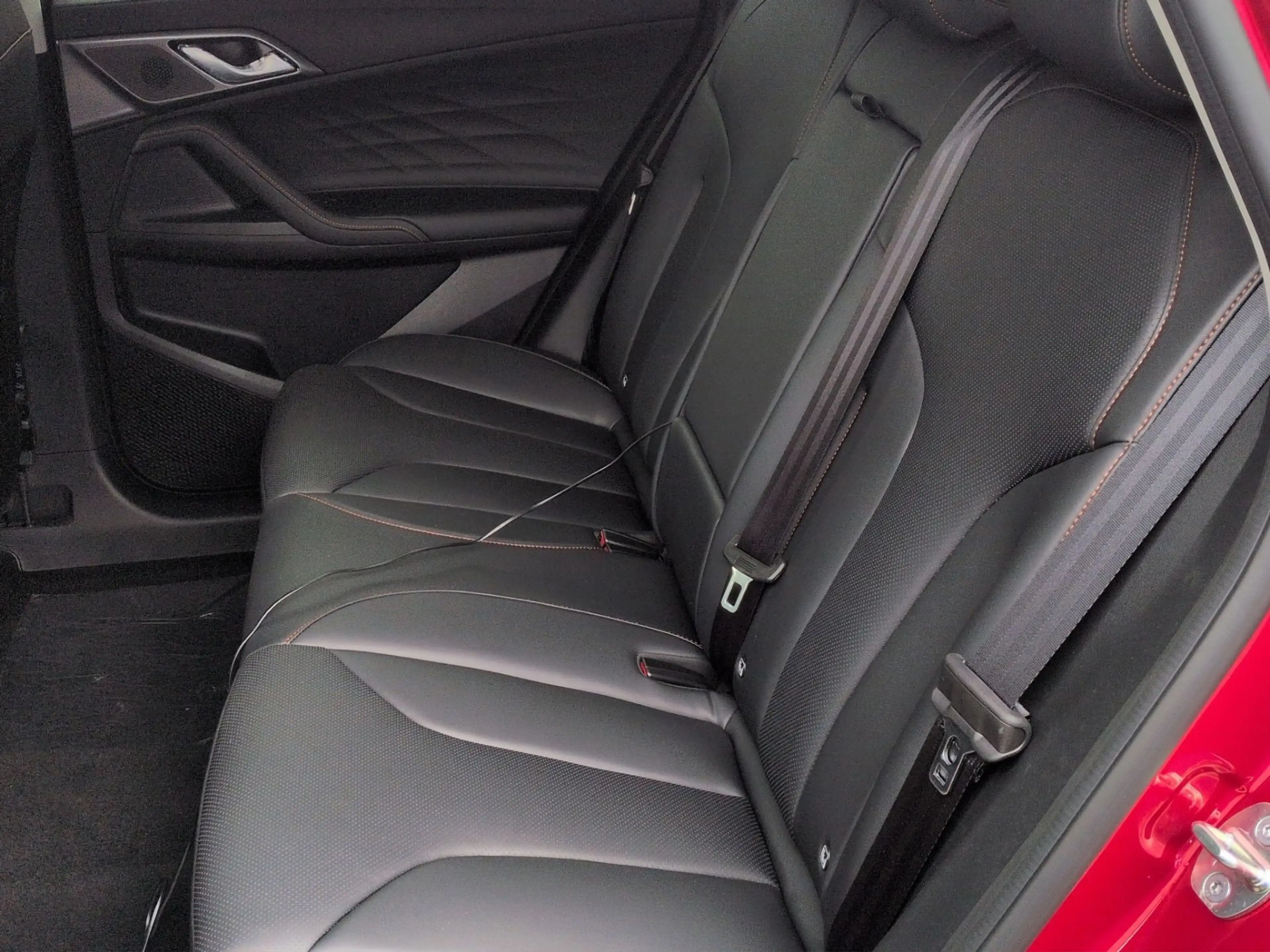MG HS Hybrid 165 kW Luxury+SOFORT+ — photo 9