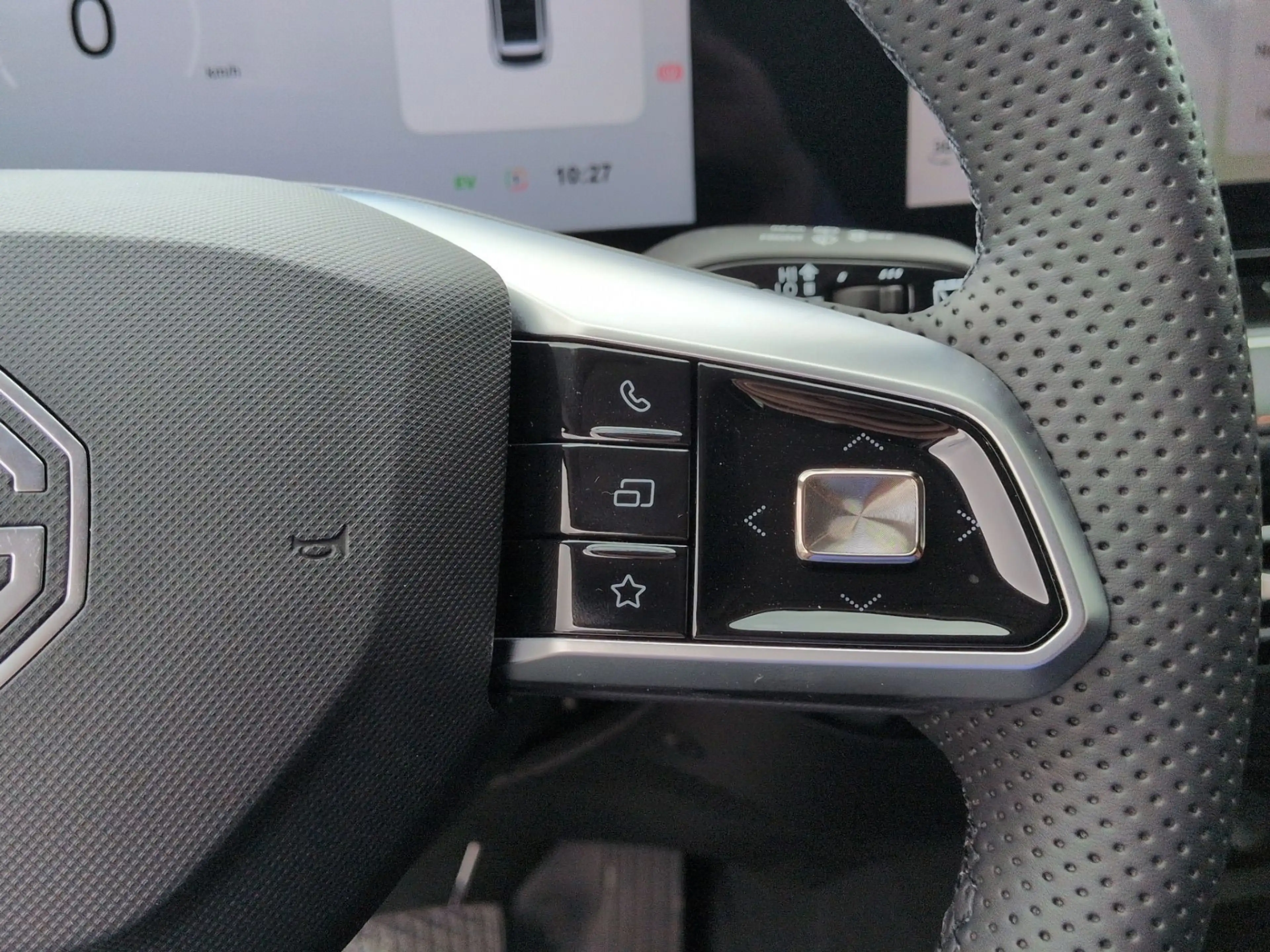 MG HS Hybrid 165 kW Luxury+SOFORT+ — photo 15