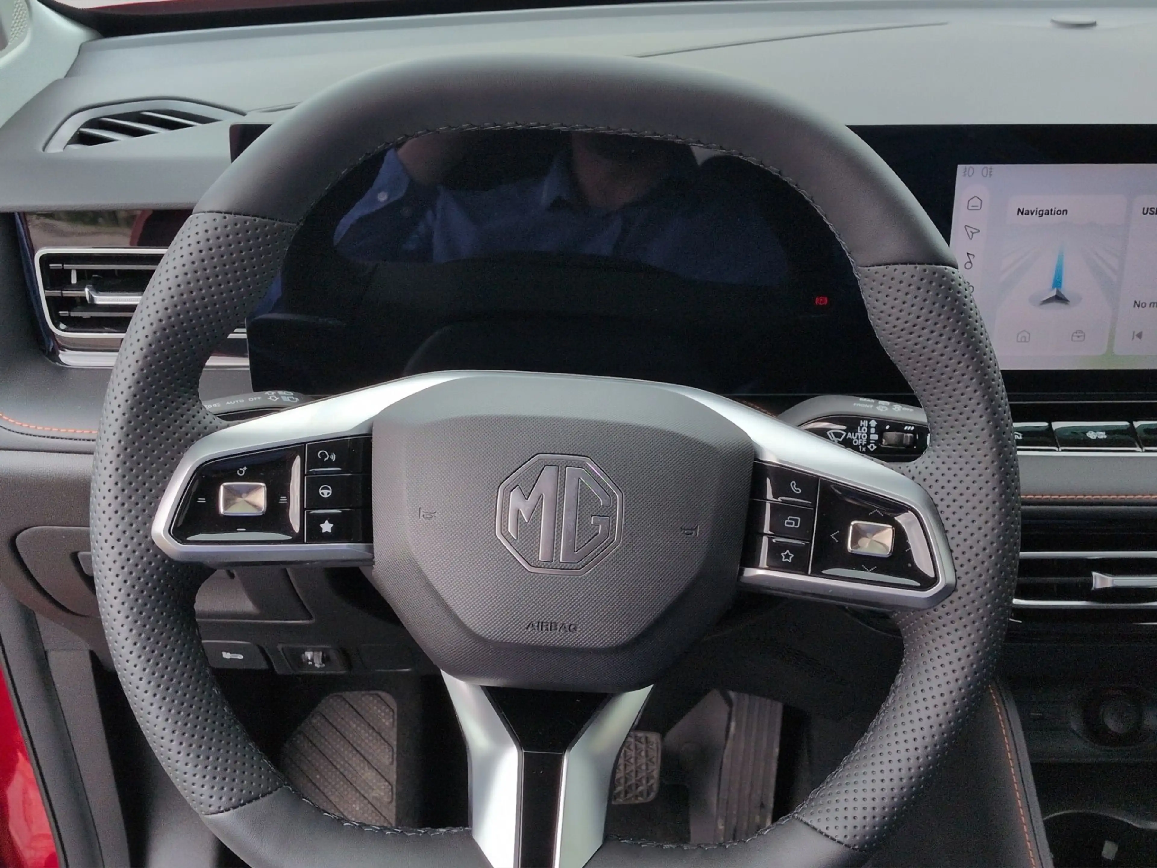 MG HS Hybrid 165 kW Luxury+SOFORT+ — photo 6