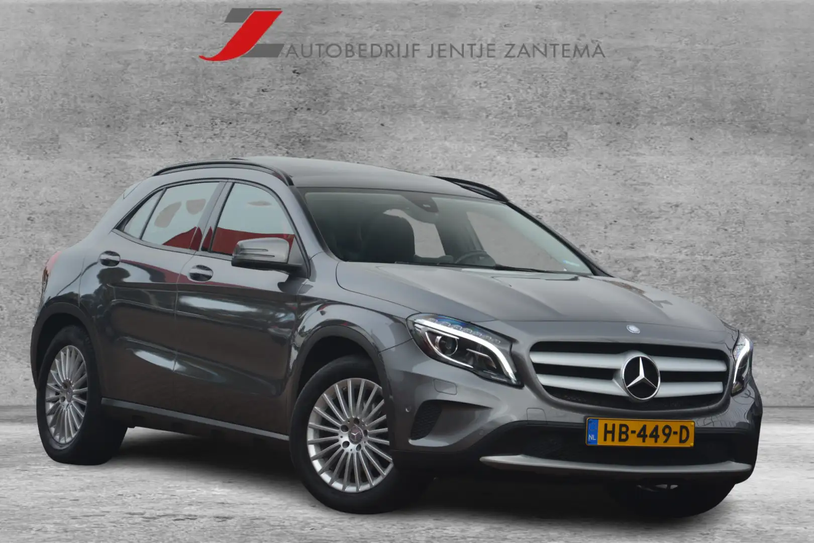 Mercedes-Benz GLA 200 d Prestige | Navigatie | Sportstoelen | Leer | Pan Grijs - 1