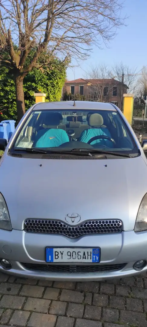 Toyota Yaris 5p 1.0 - 2