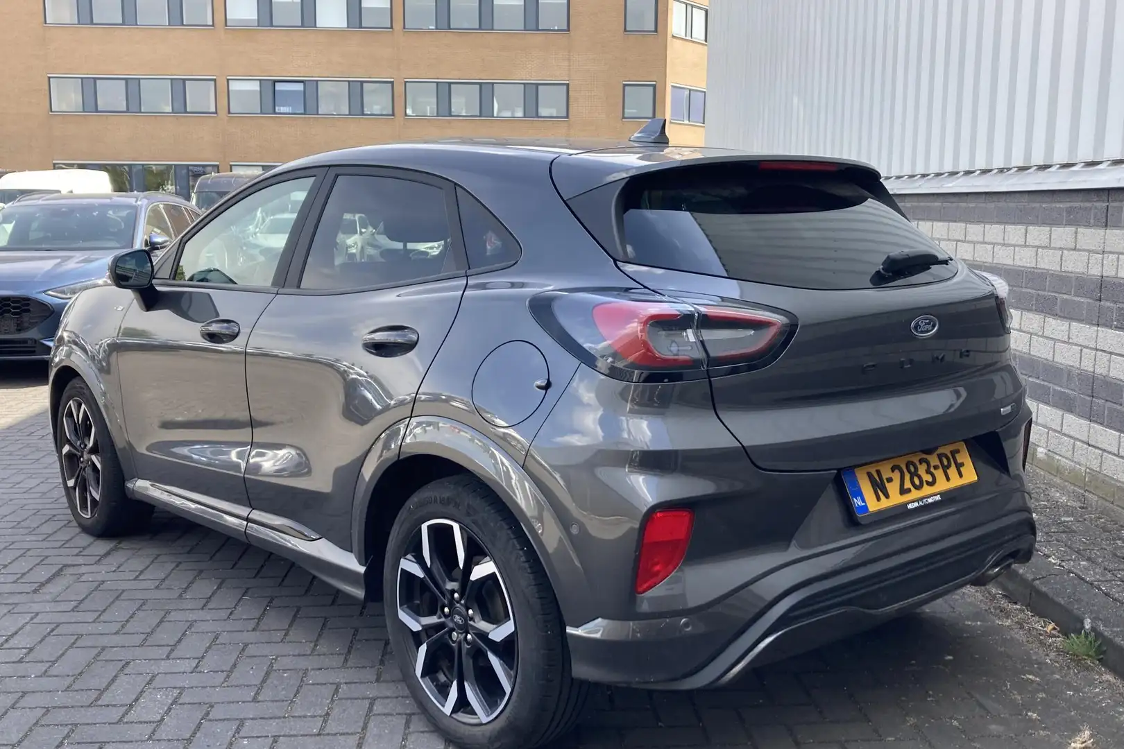 Ford Puma 1.0 EcoBoost Hybrid ST-Line X | Driv. Pack | Winte Grijs - 2