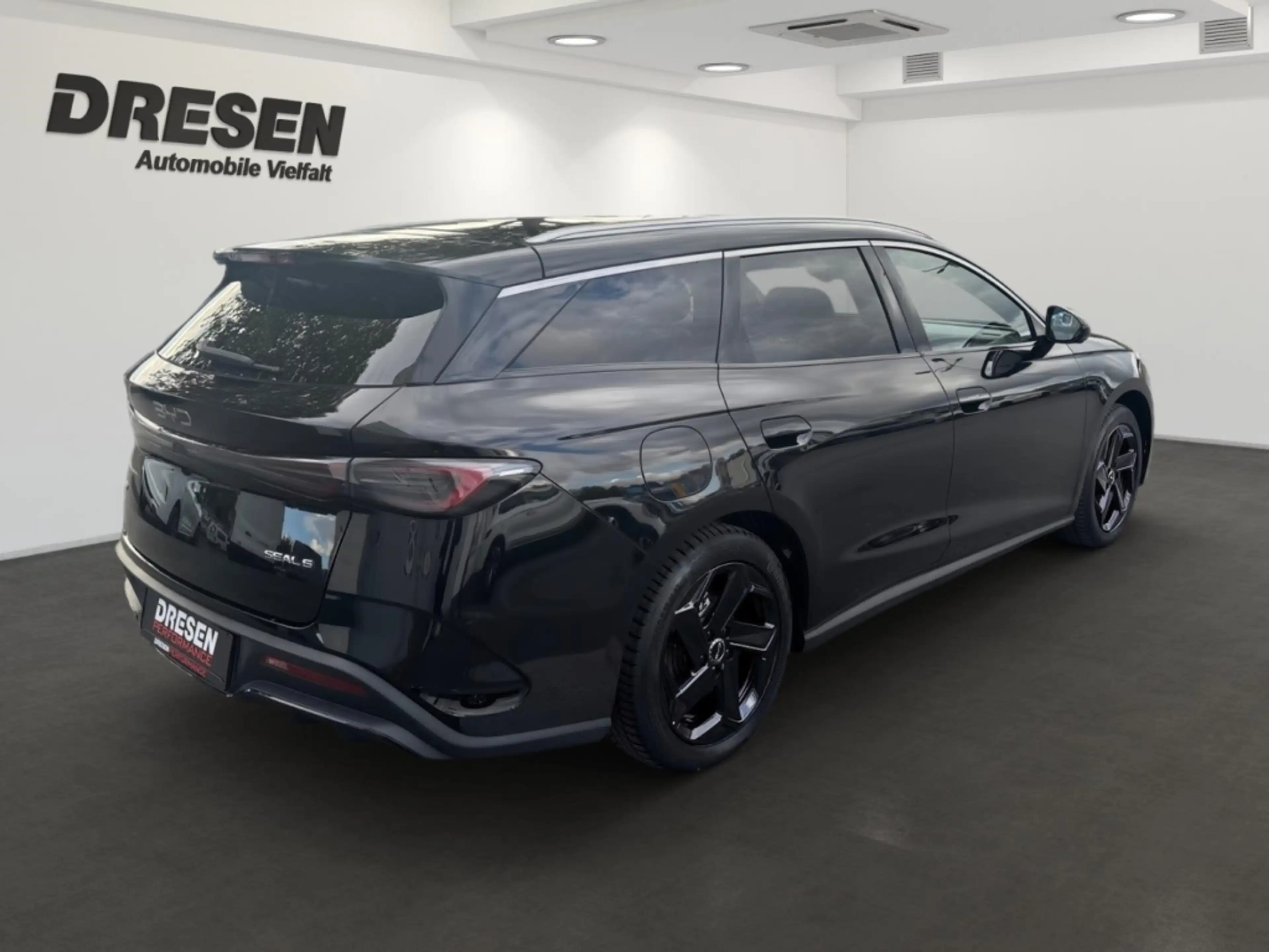 BYD Seal COMFORT PHEV 1.5 160KW NAVI,KLIMA,SITZHZG,CARPLAY — photo 3