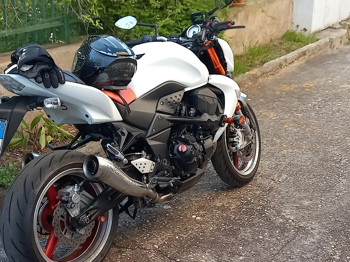 Kawasaki Z 1000 Beyaz - 1