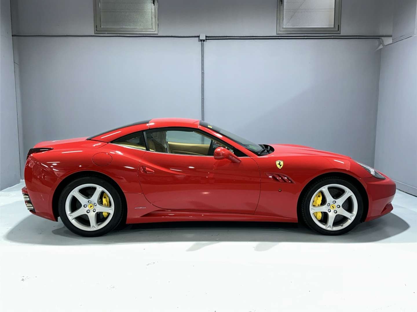 Ferrari California - - Joinsteer - #1