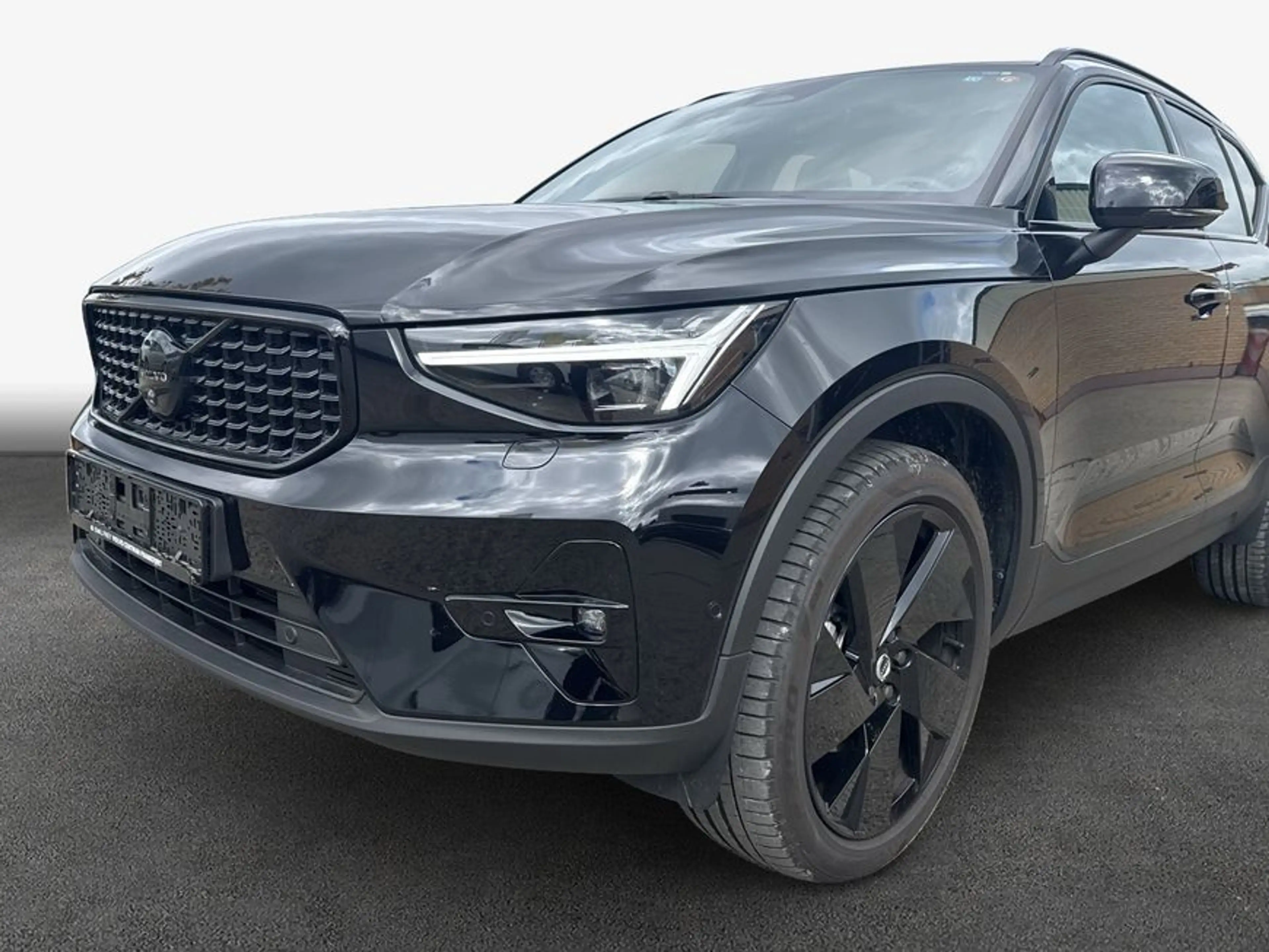 Volvo XC40 XC40 B3 B DKG Plus Black Edition — photo 6