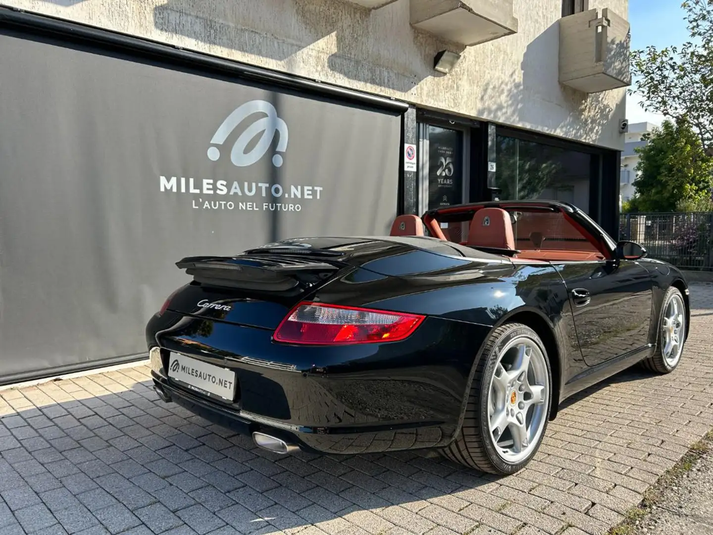 Porsche 911 Carrera Cabriolet SERVICE UFFICIALE PORSCHE Noir - 2