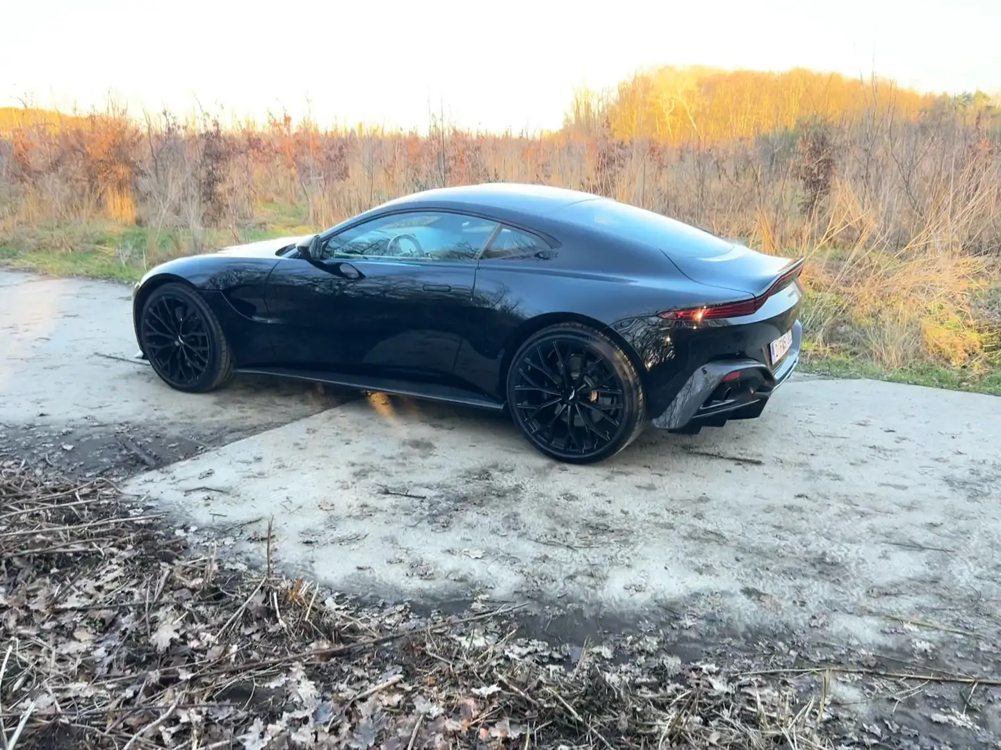 Aston Martin Vantage ceo -edition met carbon pack - 1