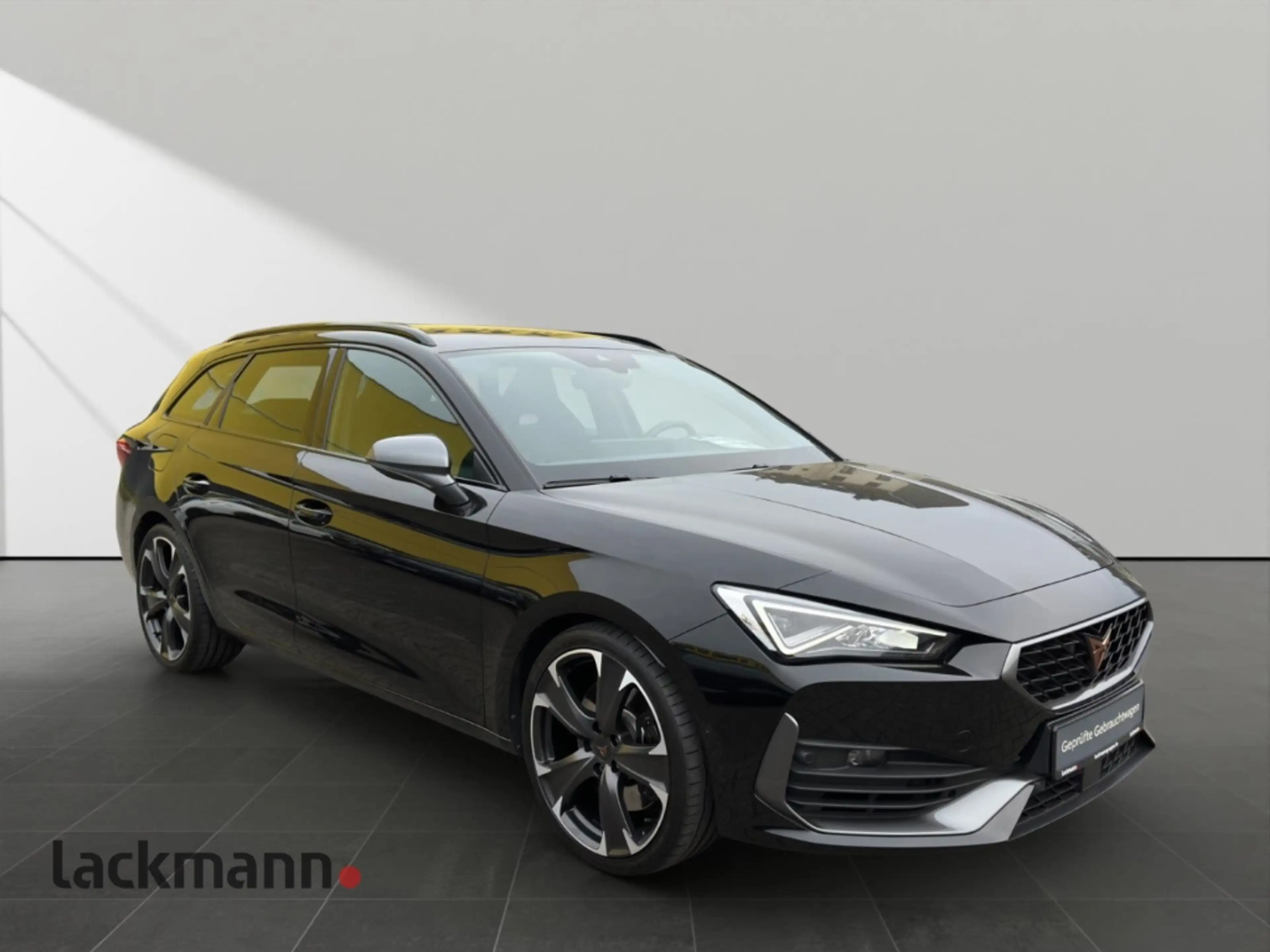 CUPRA Leon 2.0 SP VZ*AHK*Kessy*Kamera*CarPlay*Navi* — photo 4