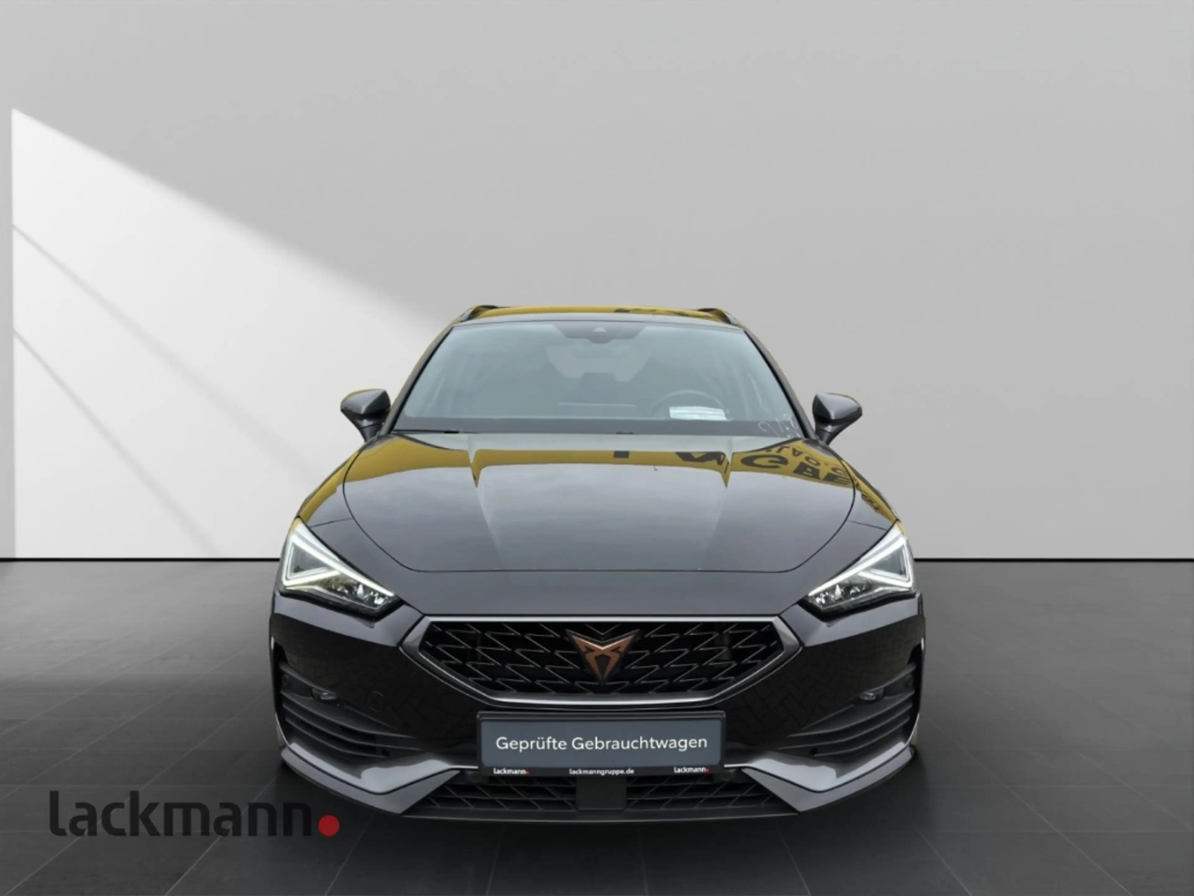 CUPRA Leon 2.0 SP VZ*AHK*Kessy*Kamera*CarPlay*Navi* — photo 3