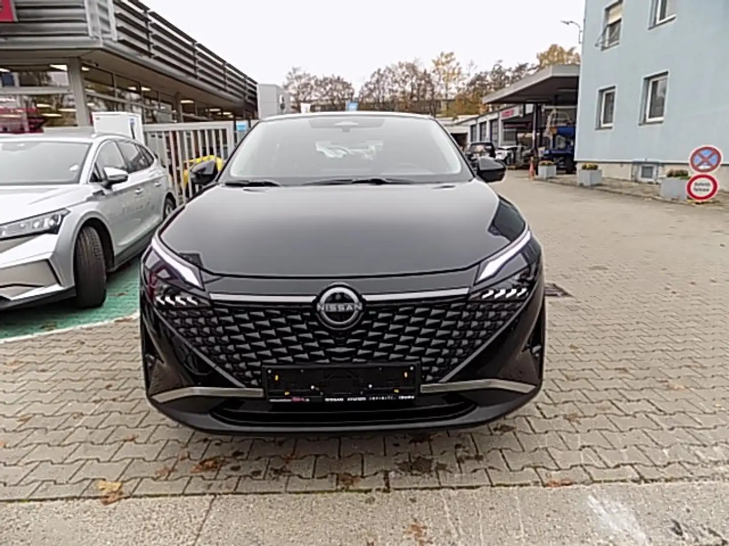 Nissan Qashqai Acenta 1.3 DIG-T Mild-Hybrid 140PS 6MT (B) MY24 Ni Zwart - 2