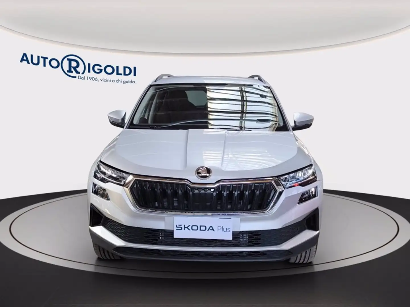 Skoda Karoq 1.5 tsi executive Grey - 2
