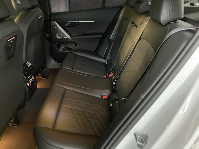 BMW 520 d xDrive Limousine G60 B47 — photo 9