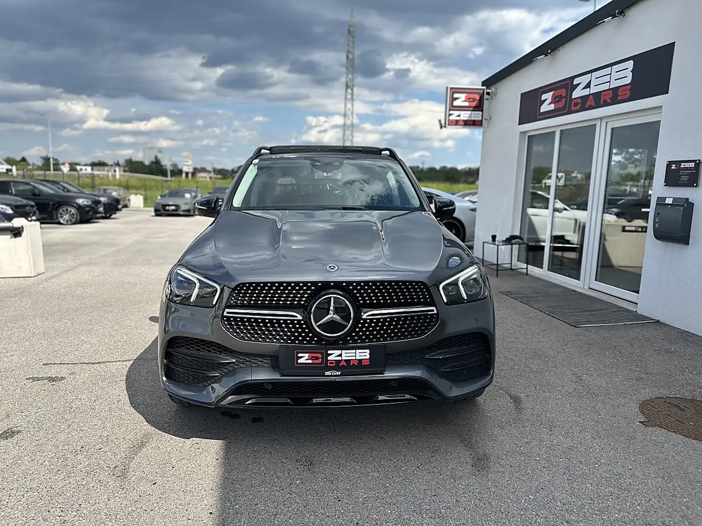 Mercedes-Benz GLE 400 d 4Matic Aut. AMG, Burmester, Massage Grau - 2