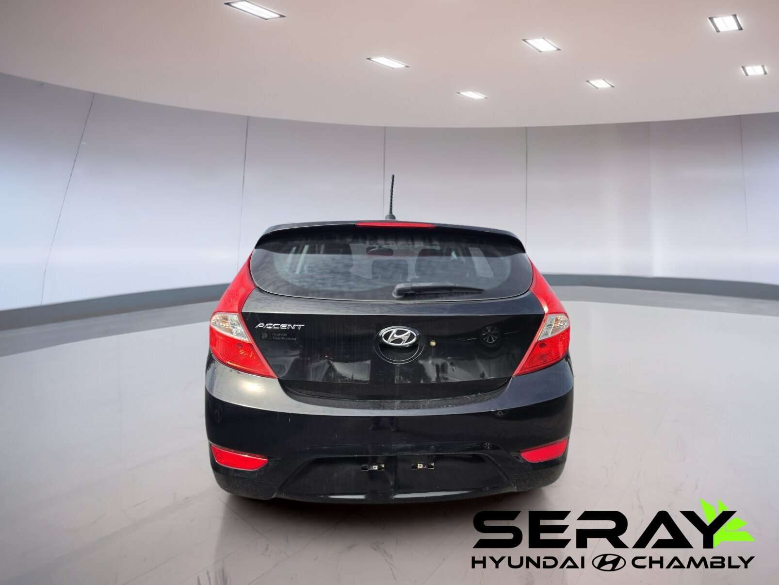 2017 Hyundai ACCENT SE 5 portes à hayon à transmission automatique — снимка 1