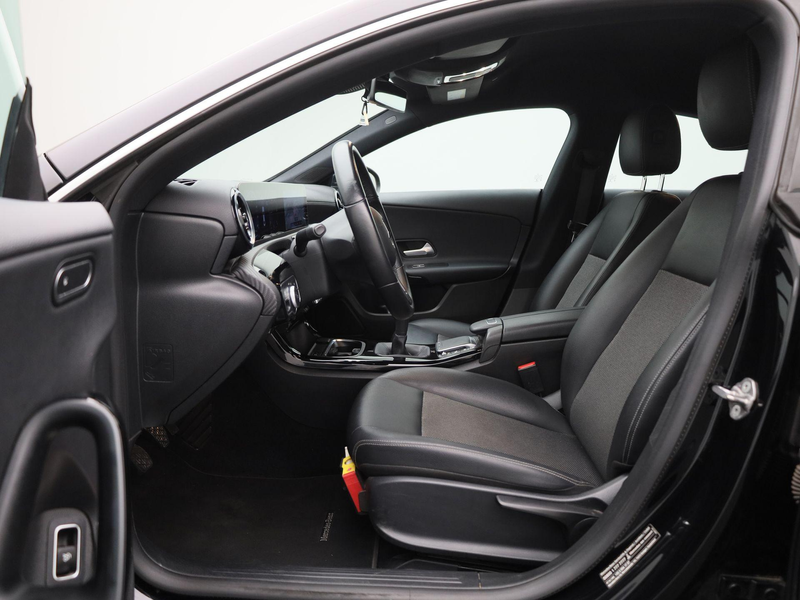 Mercedes-Benz CLA 180 CLA d Business Solution 1Y USED GARANTIE — photo 11
