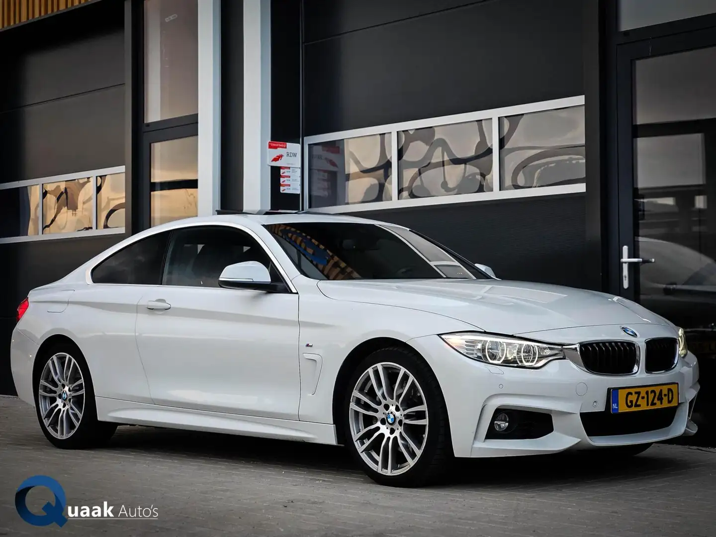 BMW 435 4-serie Coupé 435i xDrive M-Sport | PANO | MEMORY Weiß - 1
