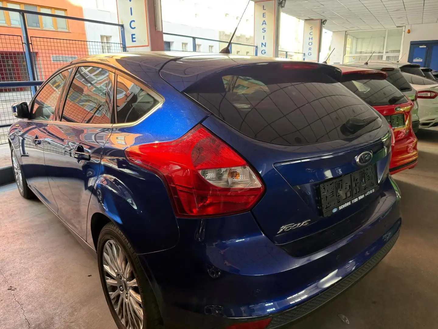 Ford Focus Titanium Bleu - 2