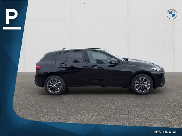 BMW 1 Series view 3