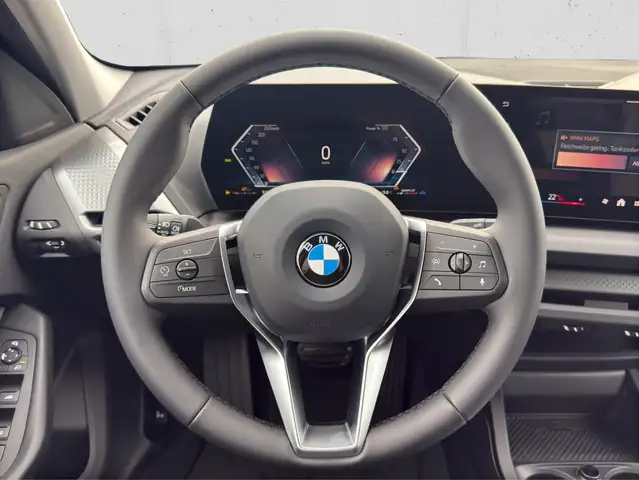 BMW 1 Series view 11