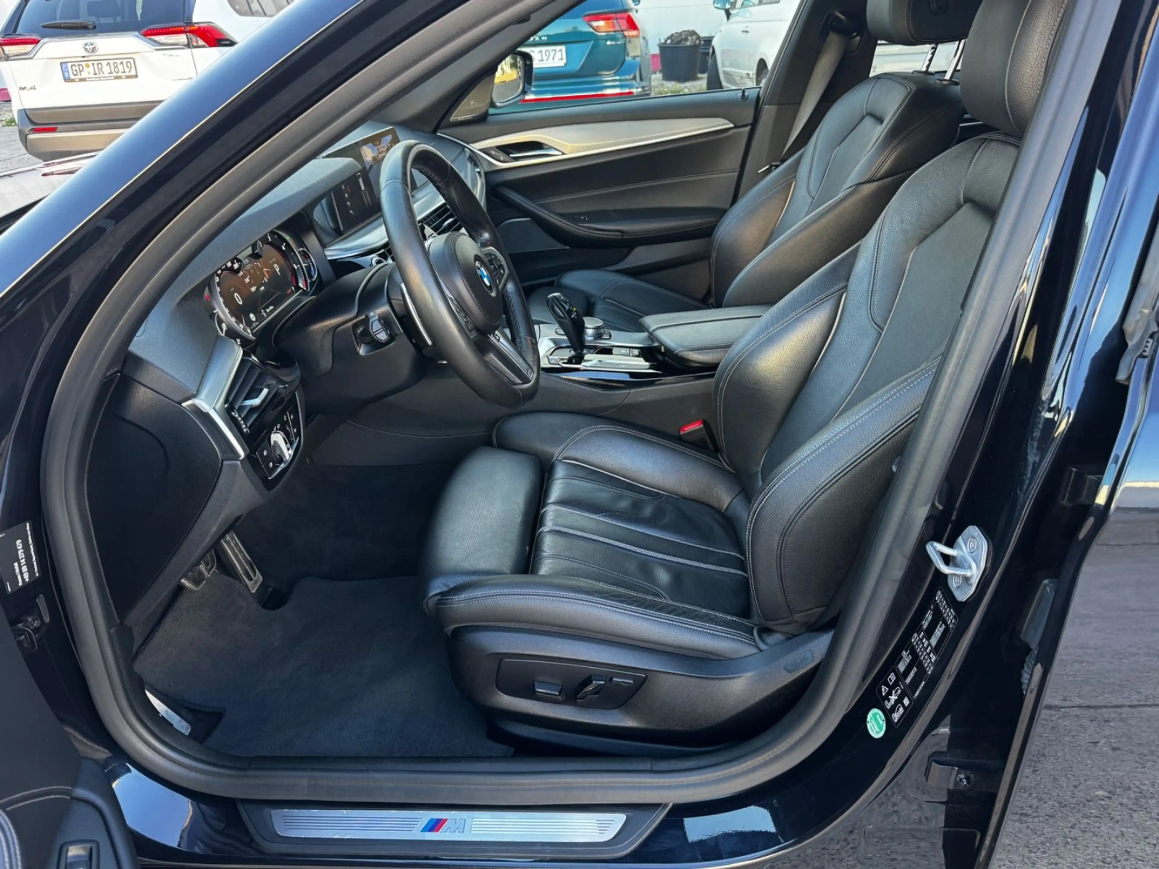 BMW 530 d xDrive Auto M Sport/Head-UP/Herman kardon — photo 13
