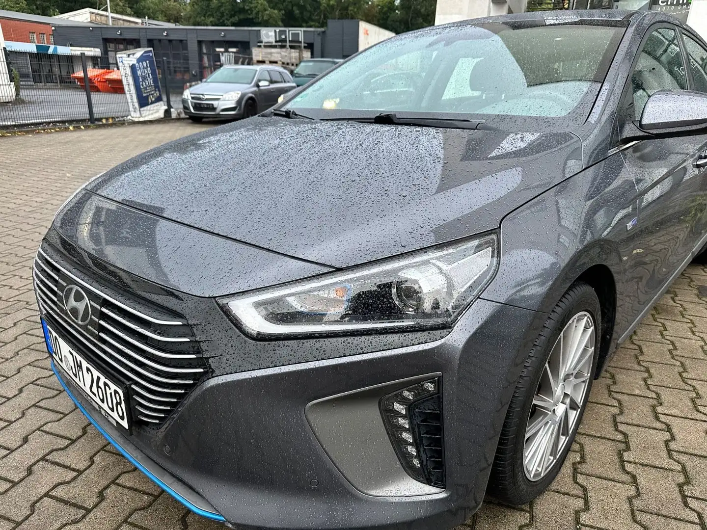 Hyundai IONIQ Ioniq Premium Hybrid * 1. Hand Grau - 2