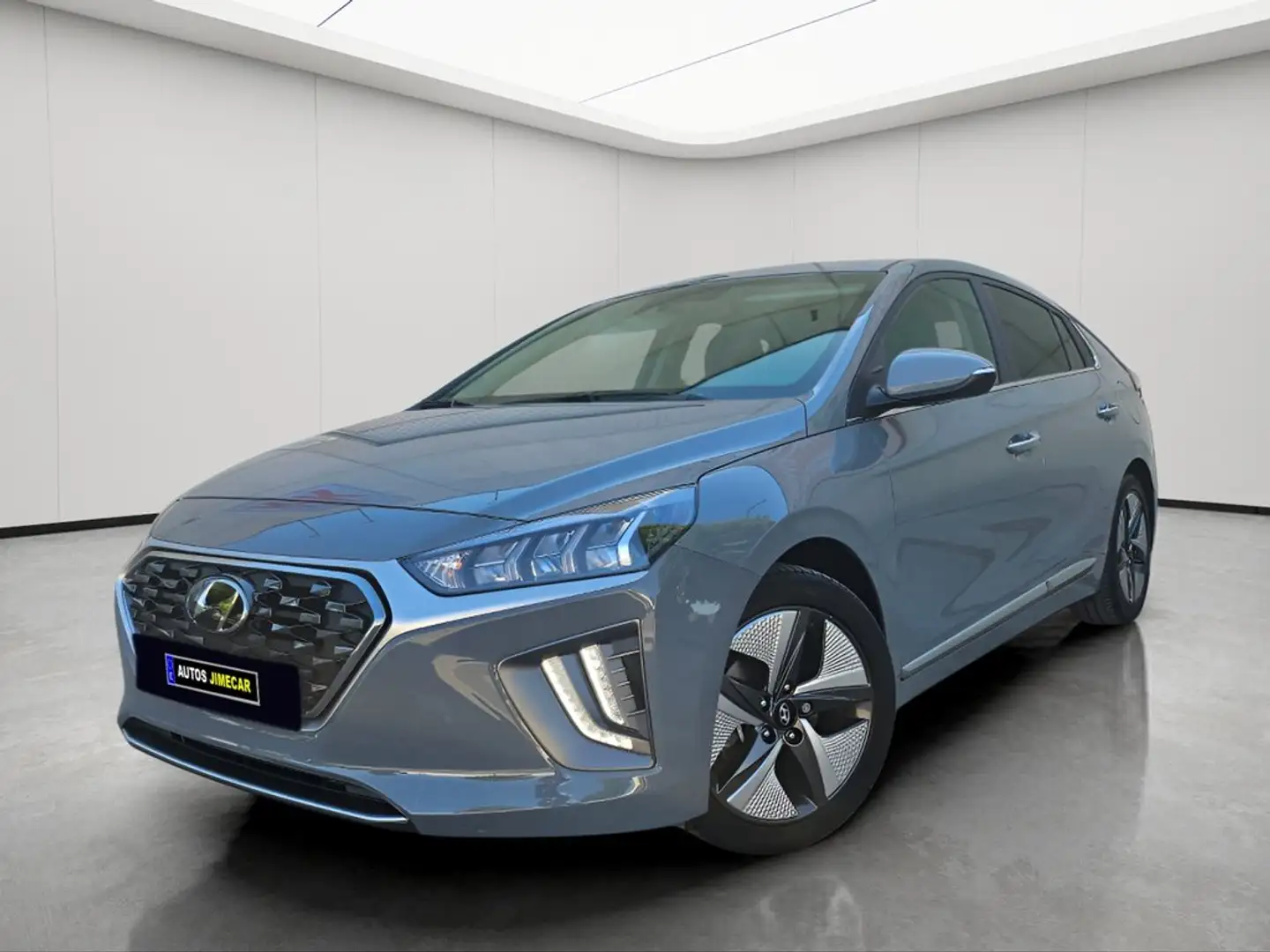 Hyundai IONIQ HEV 1.6 GDI Tecno Gris - 1