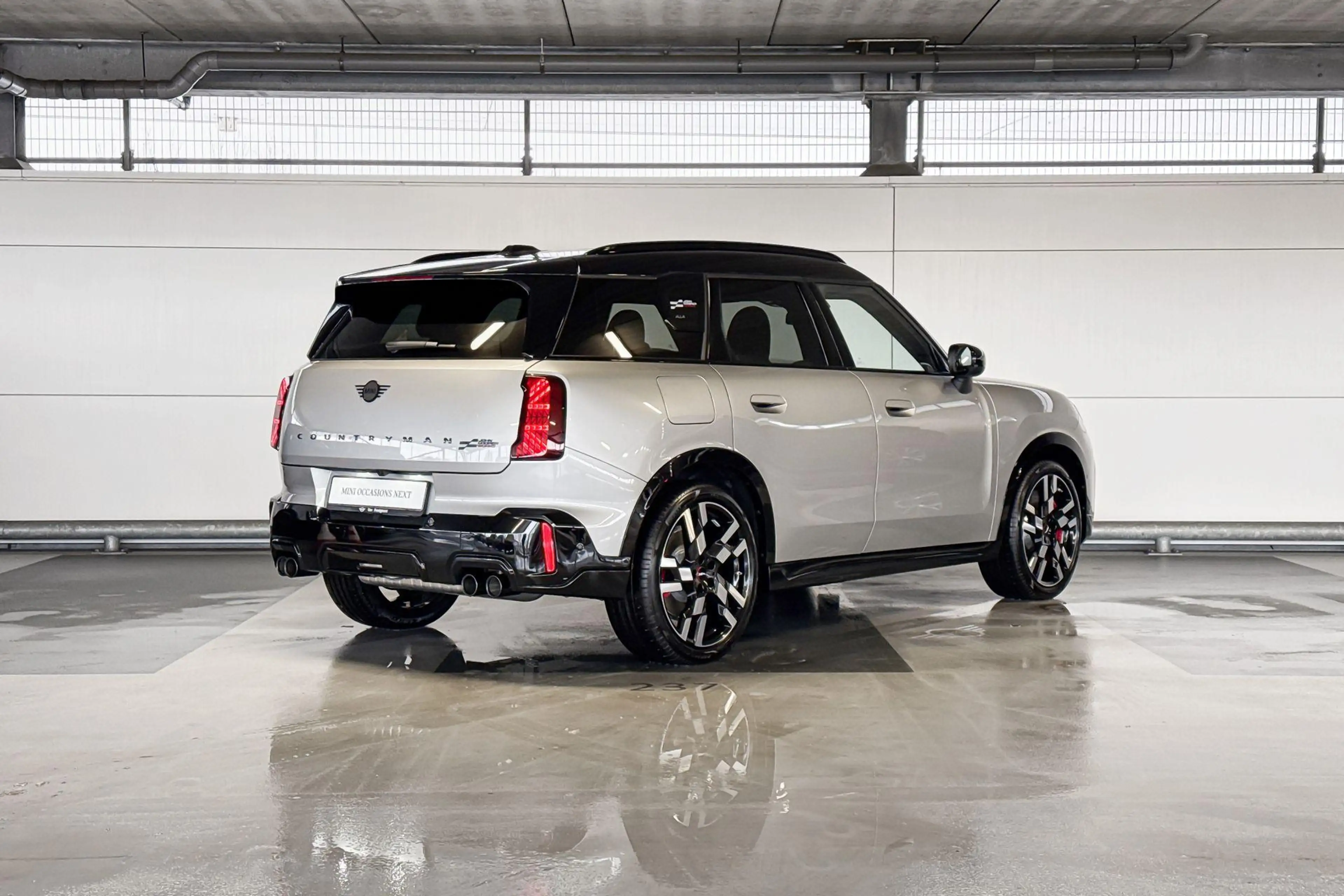 MINI John Cooper Works Countryman 2.0 JCW ALL4 XL — photo 6