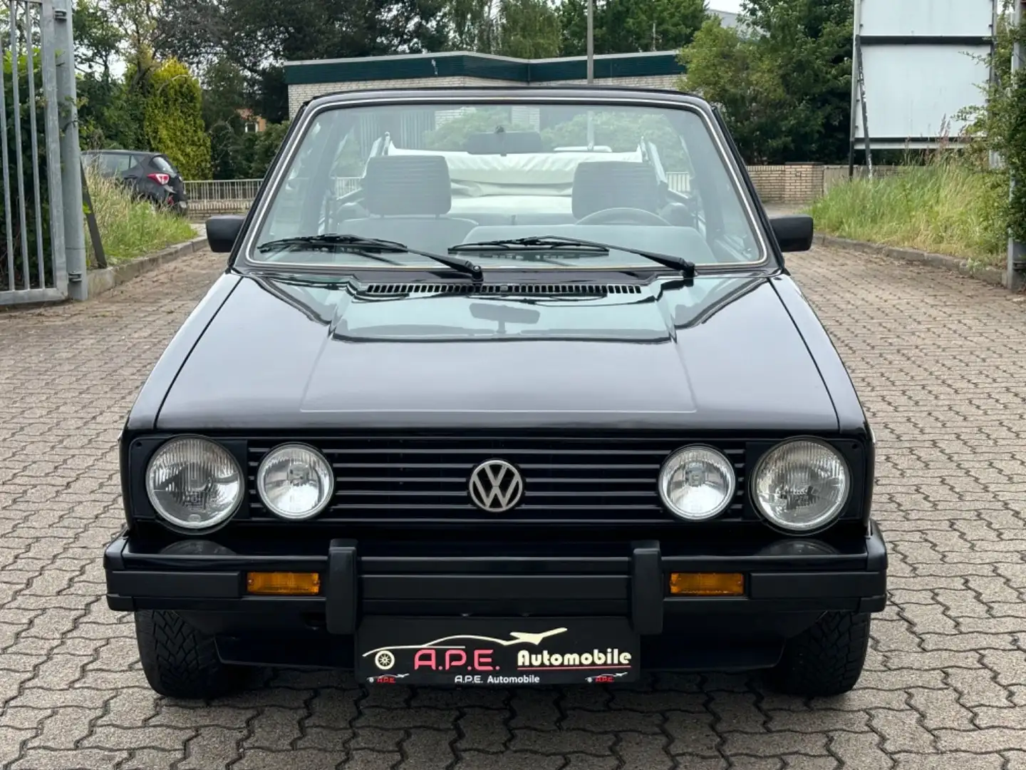 Volkswagen Golf 1 KARMANN 1.8 Leder Klima H ZUL. ROSTFREI Noir - 2