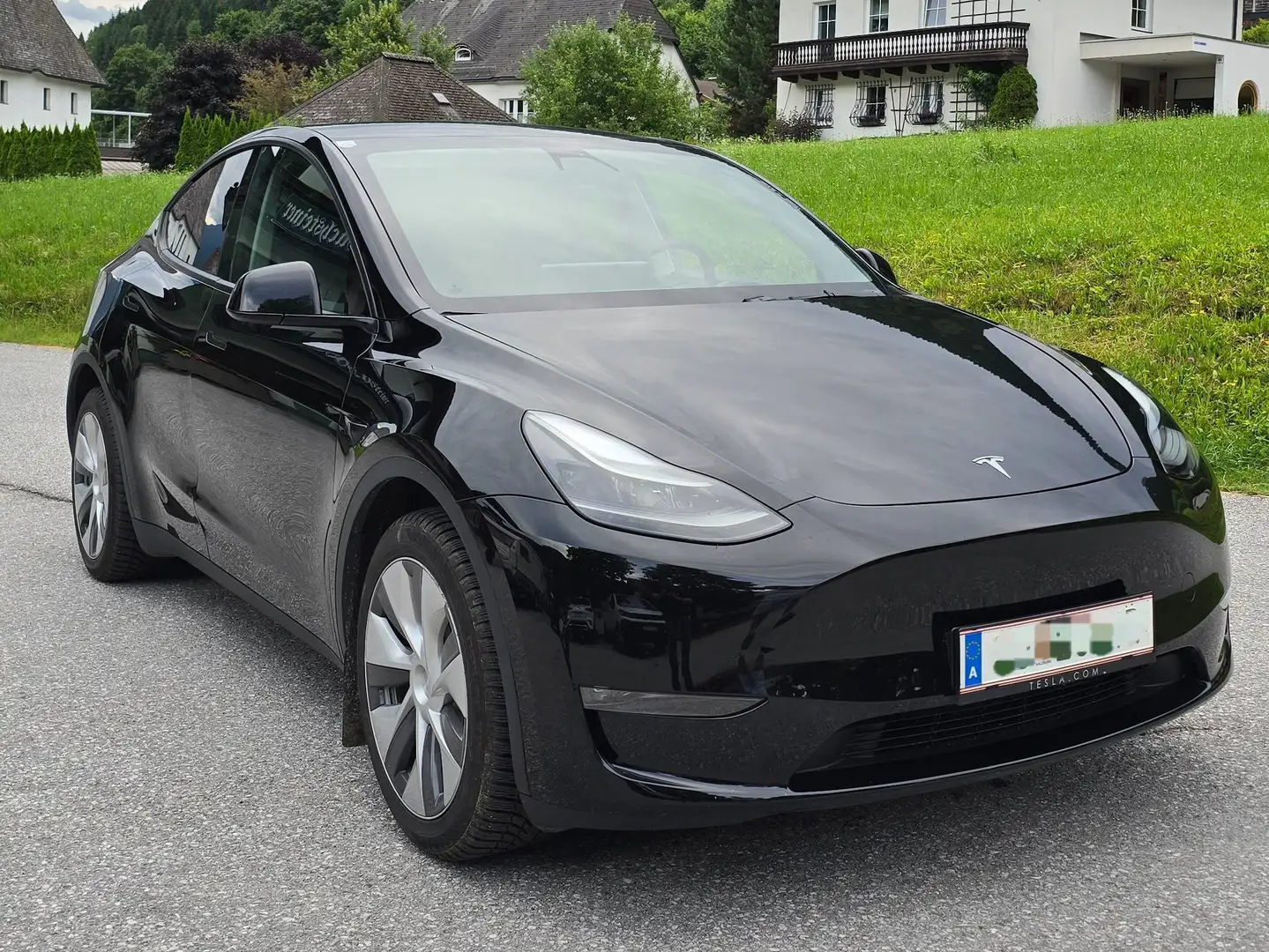 Tesla Model Y LR AWD Vorsteuerabzugsb. Anhängerk. Schwarz - 1