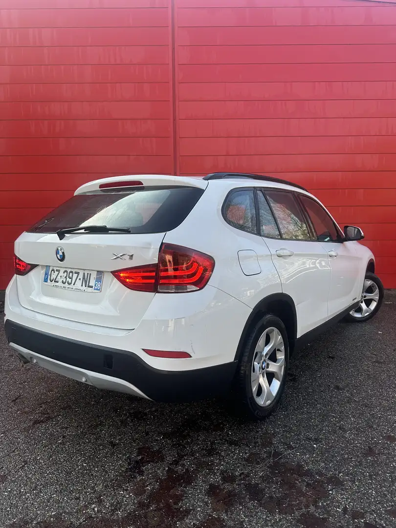 BMW X1 sDrive 18d 143 ch Lounge A - 2