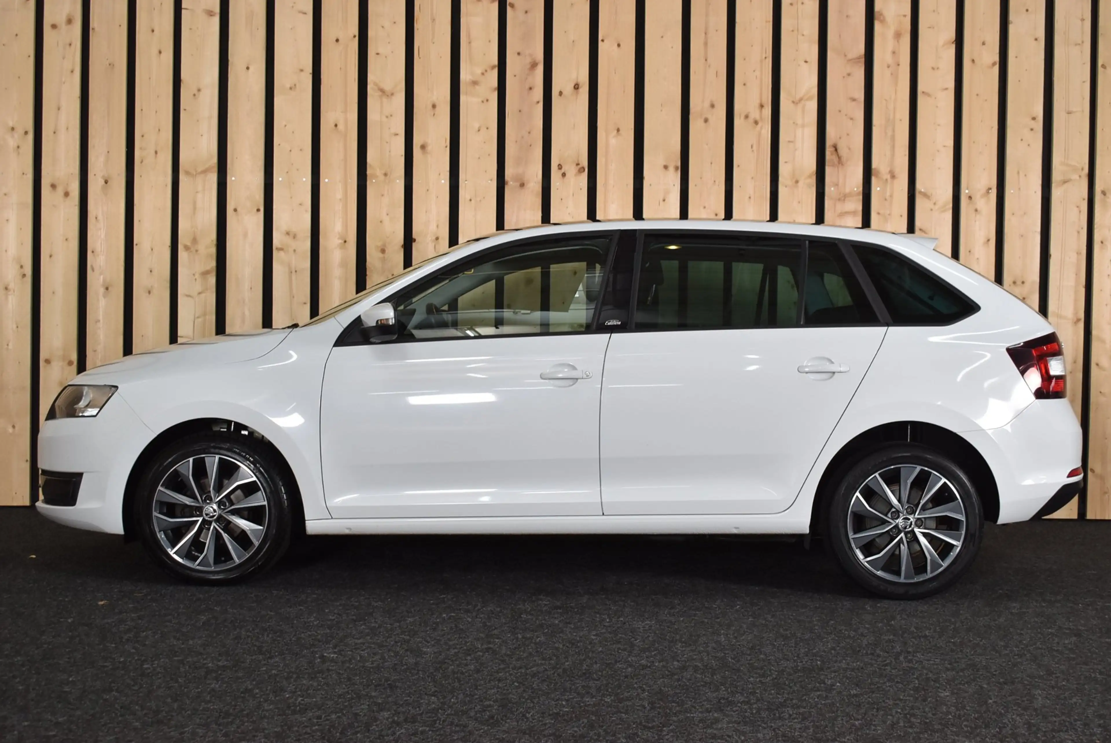 Skoda Rapid/Spaceback 1.2 TSI Greentech Edition 1e eig. 98dkm NL-auto Pa — photo 6