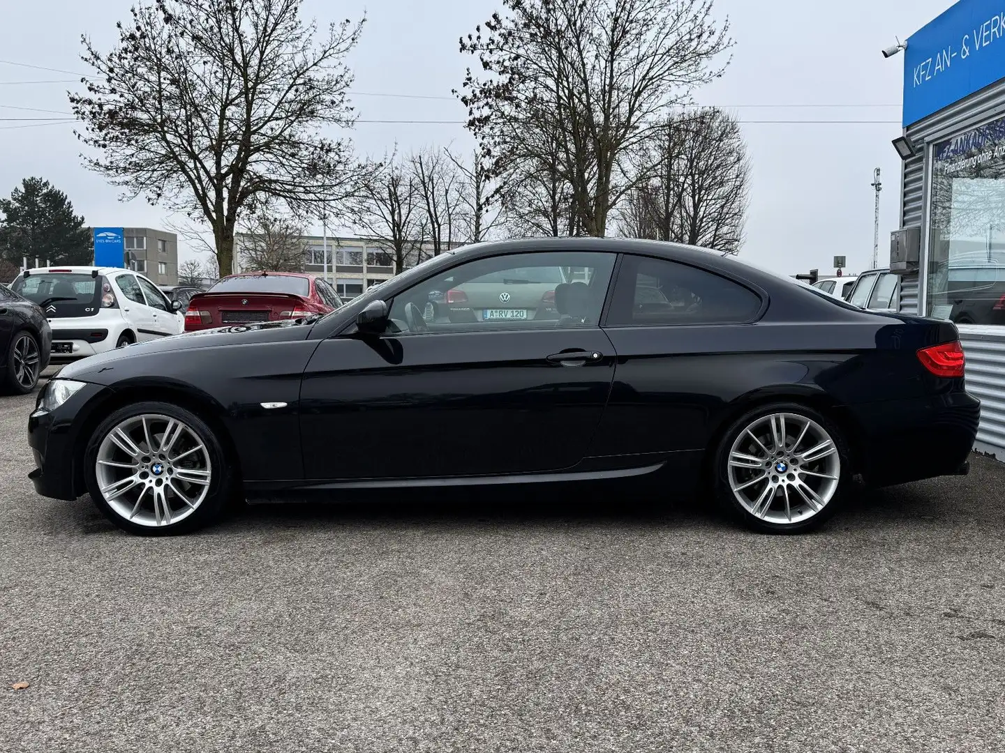 BMW 318 3er Coupe 318i KETTE NEU*M-PAKET*XENON*SHZ*PDC* Schwarz - 2