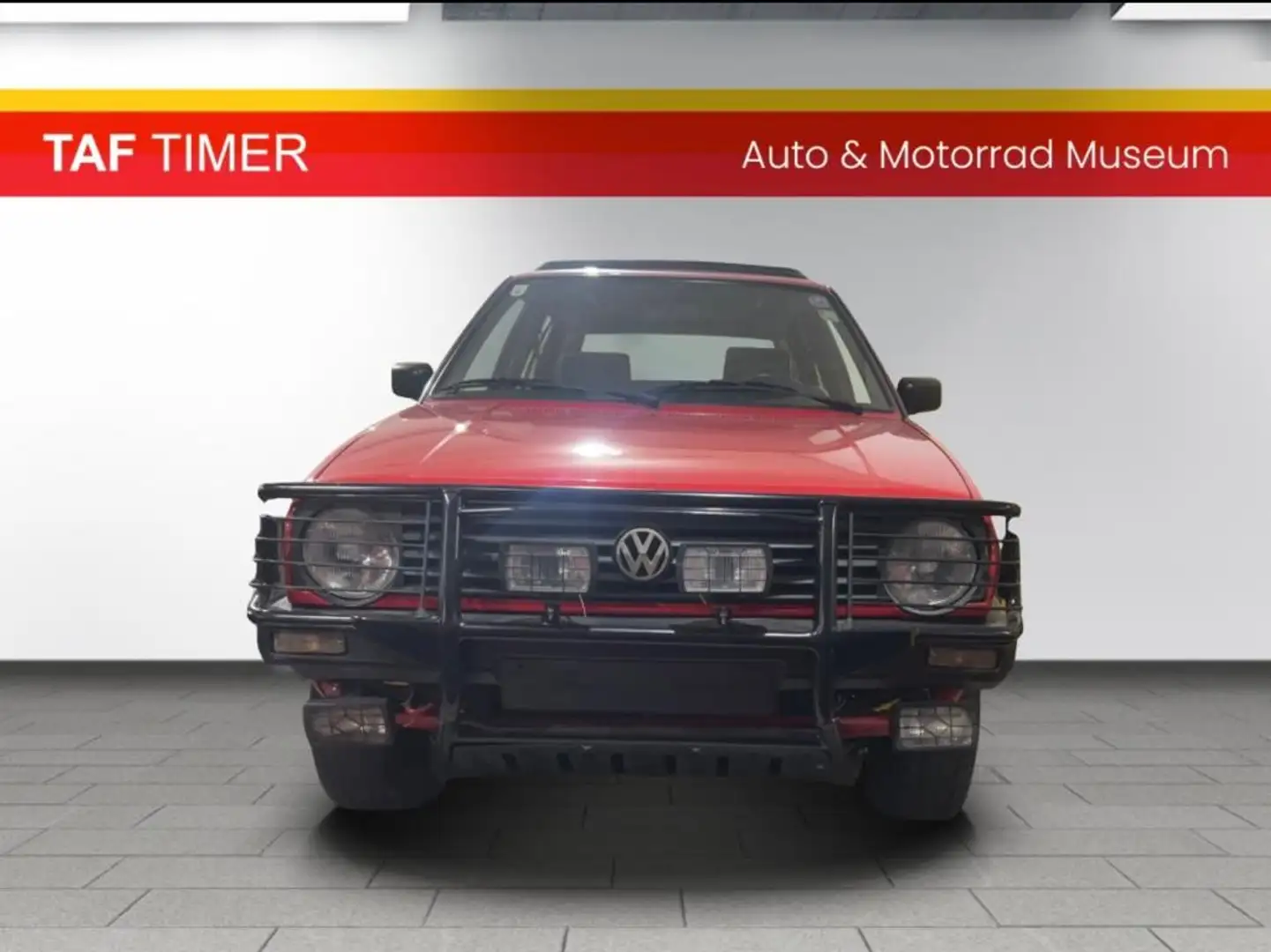 Volkswagen Golf Country 1.8 SYNCRO 19L Rot - 1