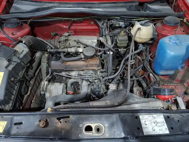 Volkswagen Golf view 4