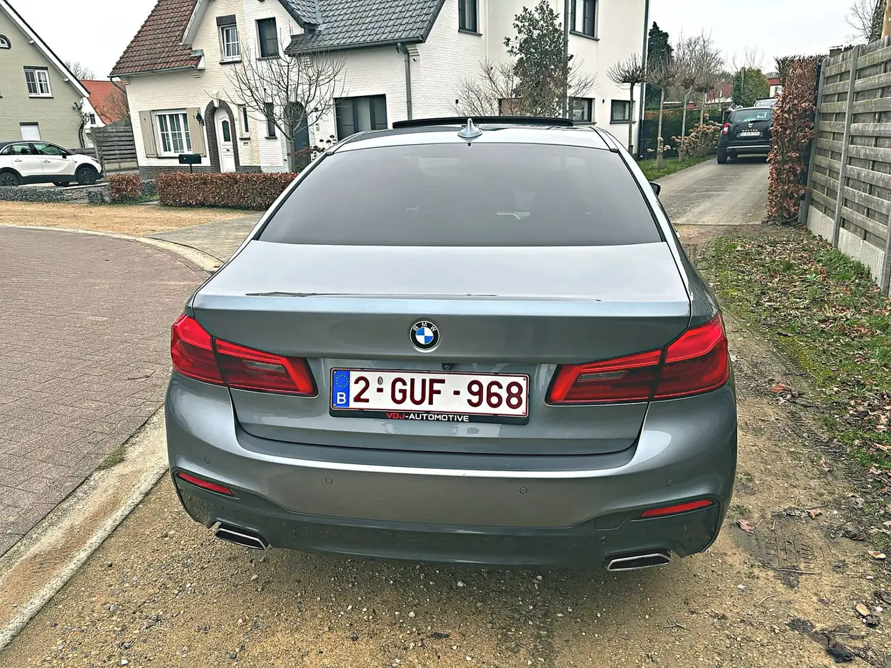 BMW 530