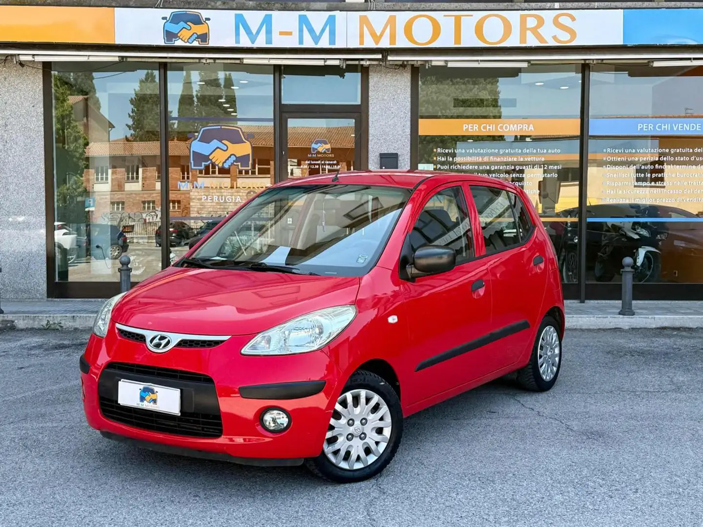 Hyundai i10 1.1 12V BlueDrive GPL Style Rosso - 1