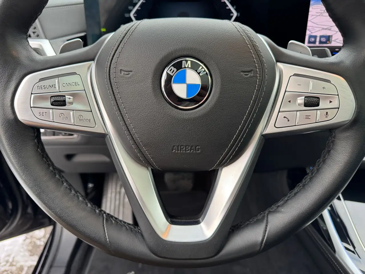 BMW X7 xDrive40d PANO-SKY AHK ST-Hzg h&k DA-Pro 360° 22