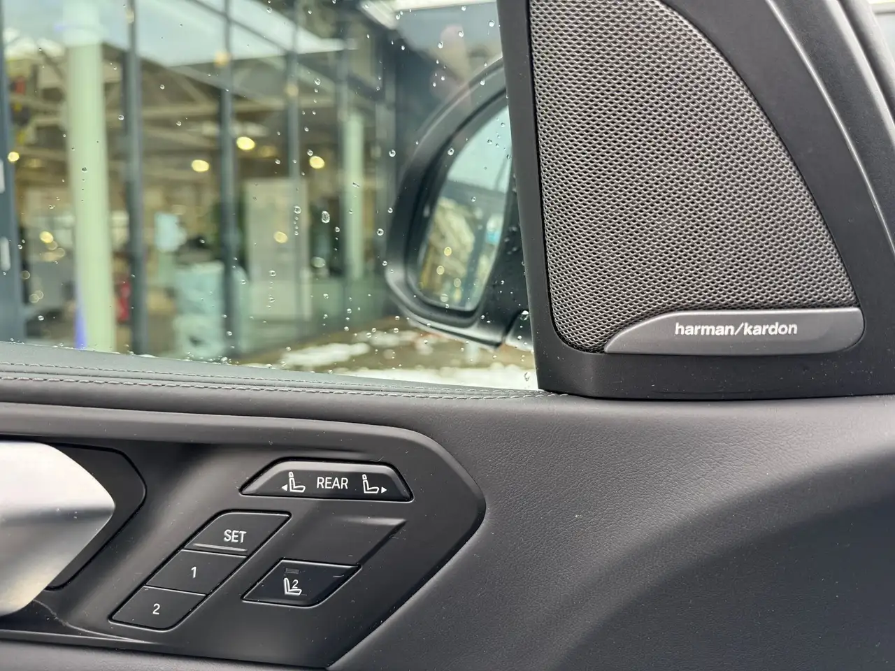 BMW X7 xDrive40d PANO-SKY AHK ST-Hzg h&k DA-Pro 360° 25