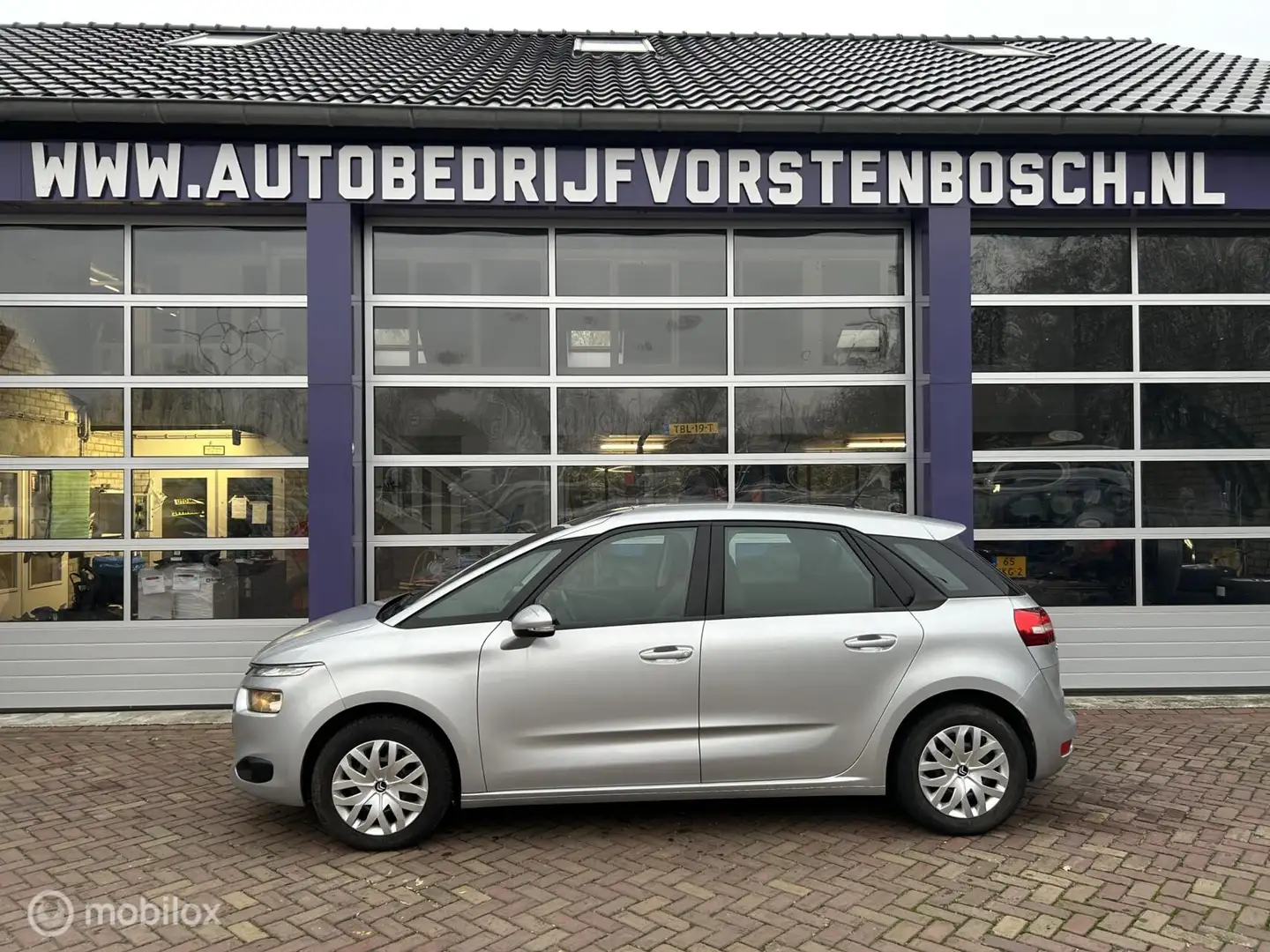 Citroen C4 Picasso 1.6 VTi Attraction * AIRCO * NAVIGATIE * Gris - 2