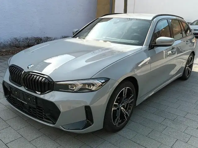 Bmw 330 i xDrive Touring M Sport LiveCockpit ParkAss