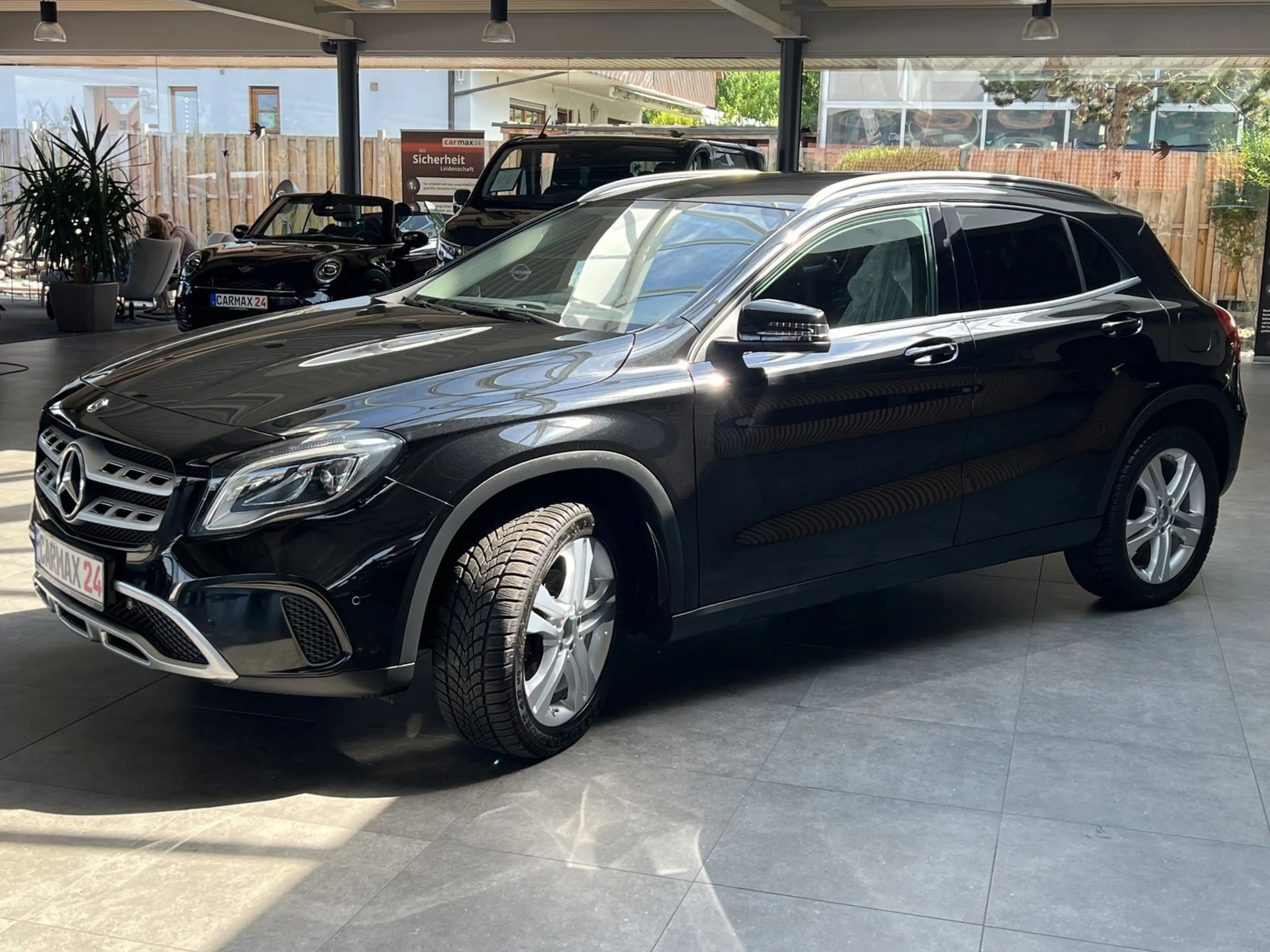 Mercedes-Benz GLA 220 GLA GLA 220d CDI 4M Aut Urban Navi Kamera — photo 5