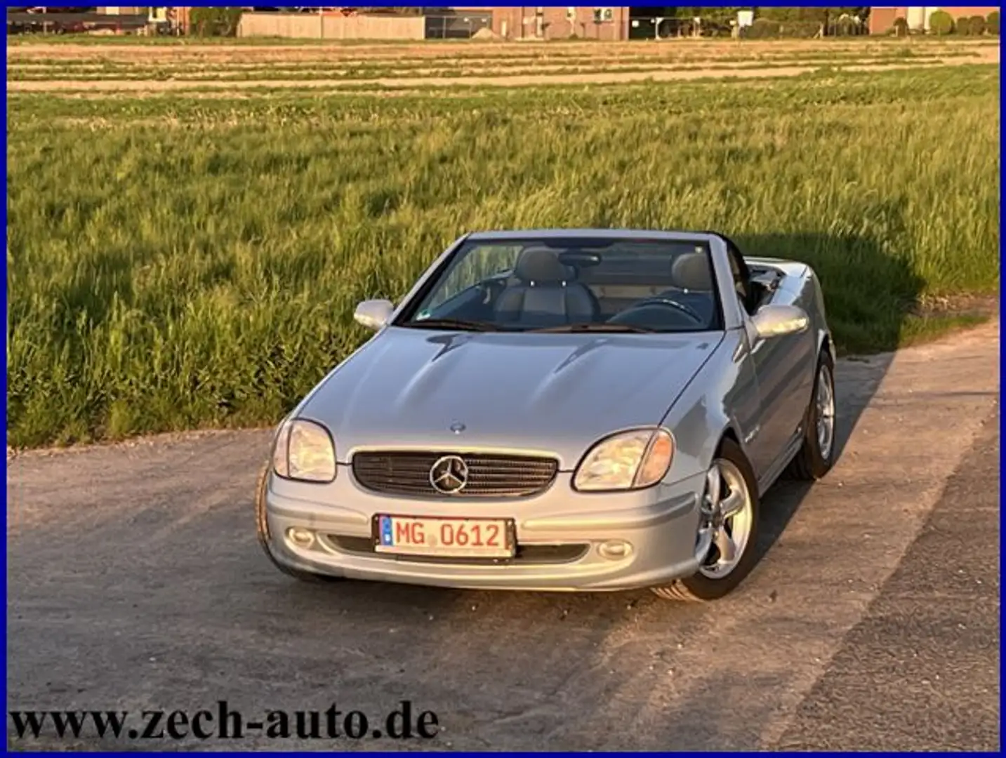 Mercedes-Benz SLK 200 Kompressor Designo in Traumzustand Bleu - 1