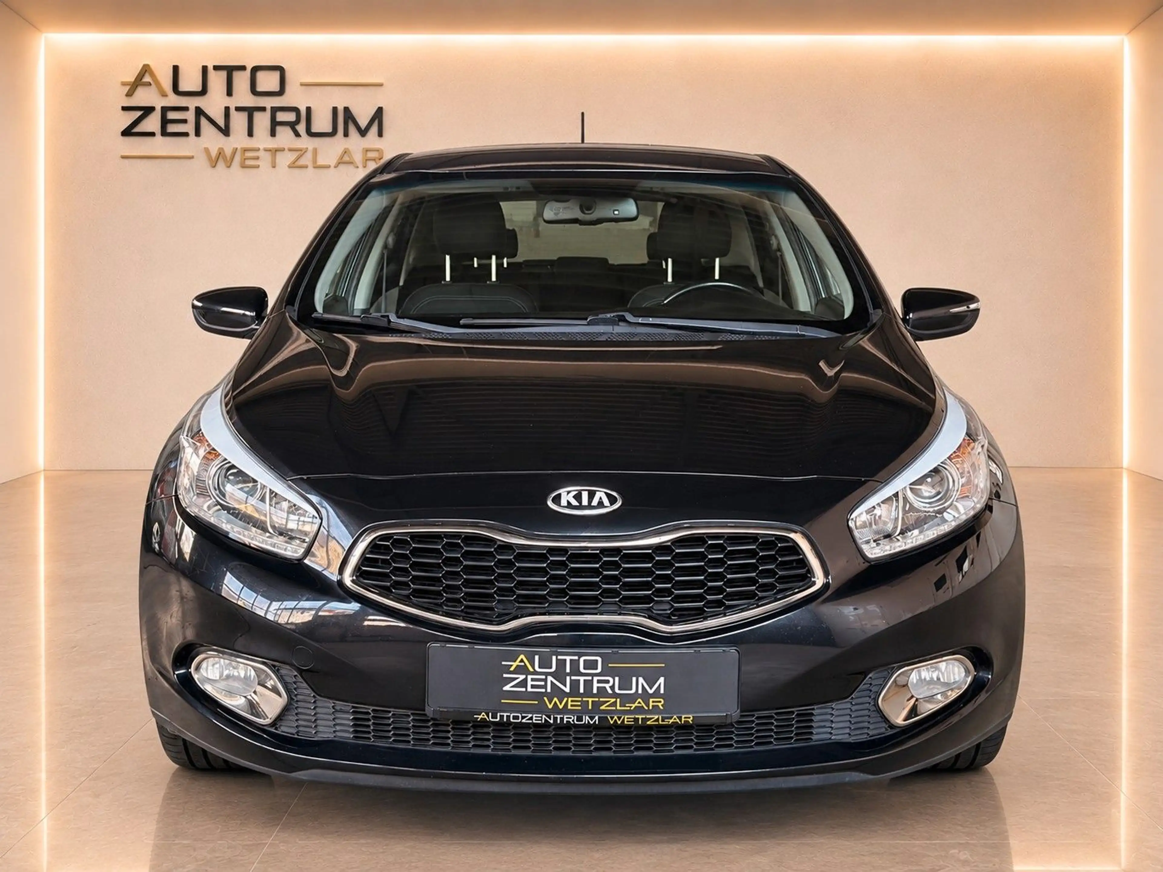 Kia Ceed / cee'd Navi Kamera Klimaauto SHZ LHZ PDC Tempomat — photo 2